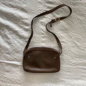 Elegant Brown Leather Crossbody Bag